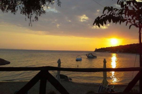 Отель Alexger Psakoudia Seaview House  Полигирос